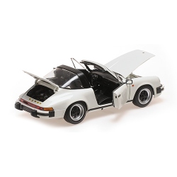 MINICHAMPS 1/18 Porsche 911 Carrera 3.2 Targa 1983