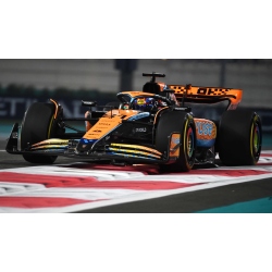 SPARK McLaren MCL60 n°81...