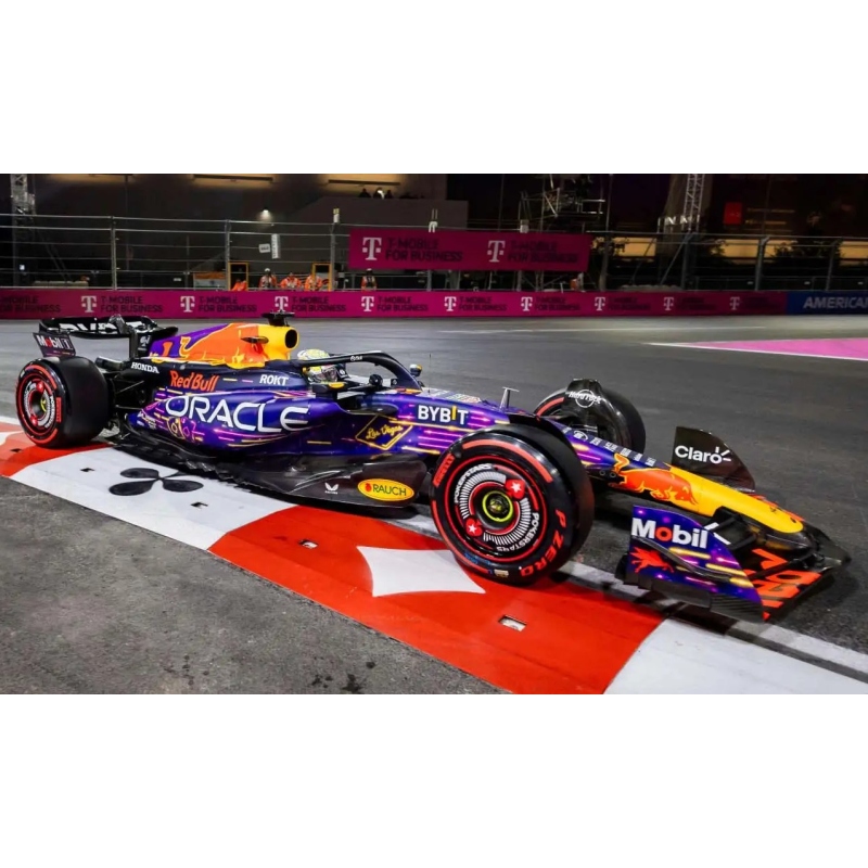 MINICHAMPS Red Bull RB19 Verstappen Vainqueur Las Vegas 2023 (%)