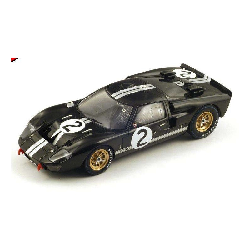 SPARK 1/18 Ford MK 2 n°2 Vainqueur 24H Le Mans 1966