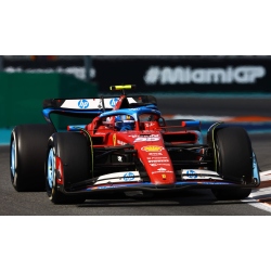 LOOKSMART 1:18 Ferrari SF-24 Sainz Miami 2024 (%)