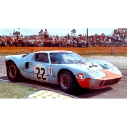 SPARK 1/18 Ford GT40 n°22...