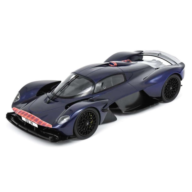 SCHUCO 1:18 Aston Martin Valkyrie 2021 (%)