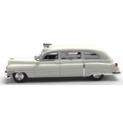 MATRIX Cadillac Superior Ambulance 1951 (%)