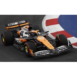 MINICHAMPS McLaren MCL38...