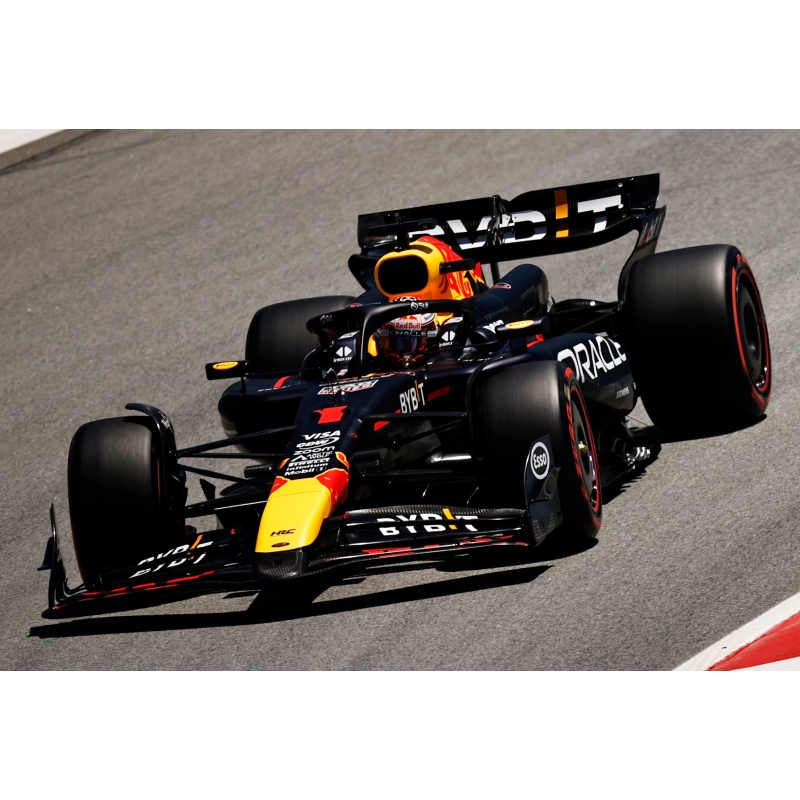 MINICHAMPS Red Bull RB20 Verstappen Winner Barcelona 2024 (%)