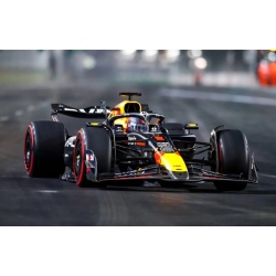 MINICHAMPS Red Bull RB20...