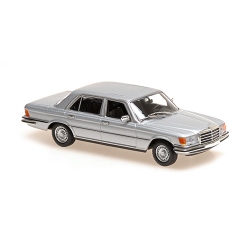 MAXICHAMPS Mercedes 450 SEL...