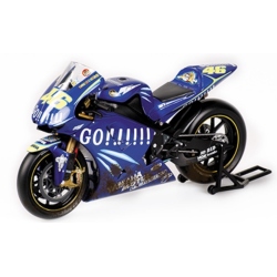 MINICHAMPS Yamaha YZR-M1...